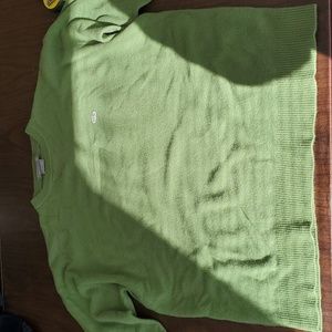 Lacoste men's sweater, size 8, 100% cashmere, like new, green